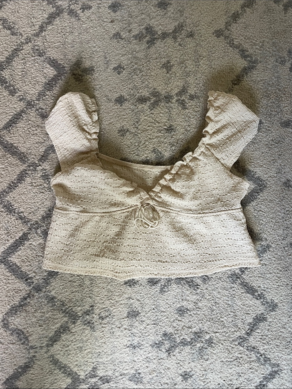 cute puff sleeve crop top size M